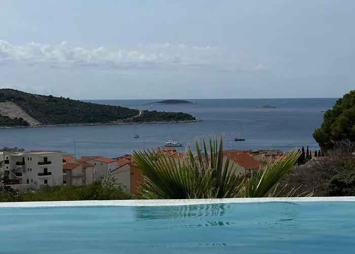 Sunhill P1-s3 * Primosten